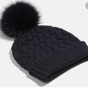 salvatore ferragamo women's beanie